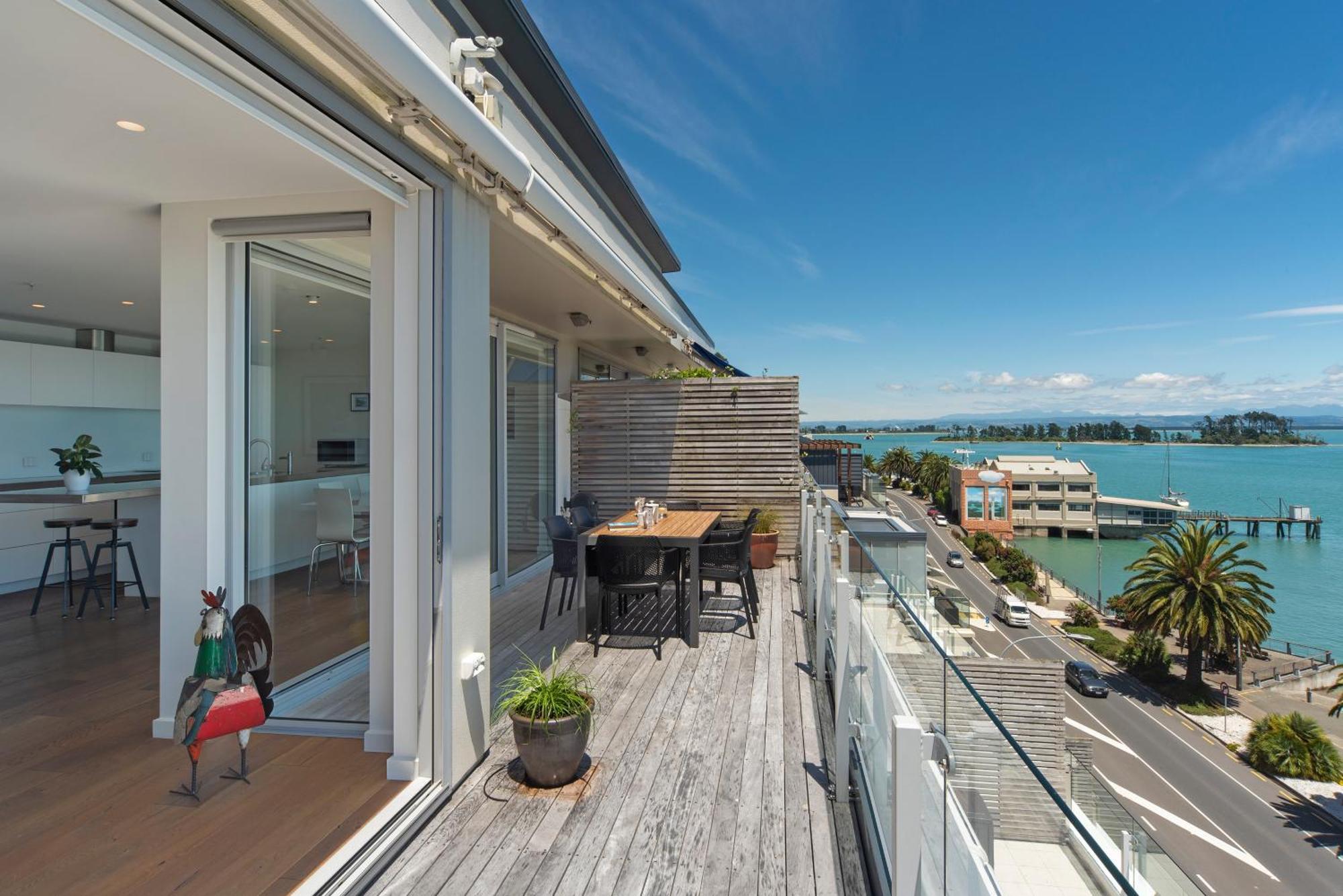 Penthouse 37 - Nelson Waterfront Apartment ภายนอก รูปภาพ