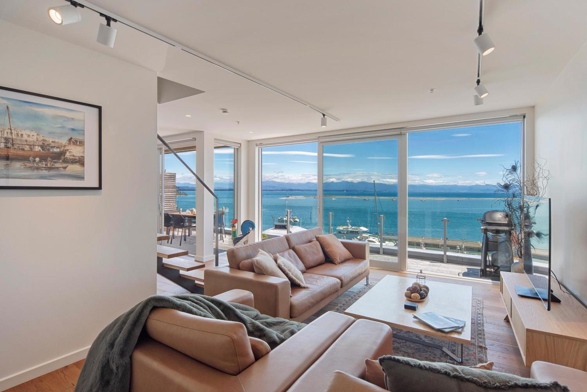 Penthouse 37 - Nelson Waterfront Apartment ภายนอก รูปภาพ