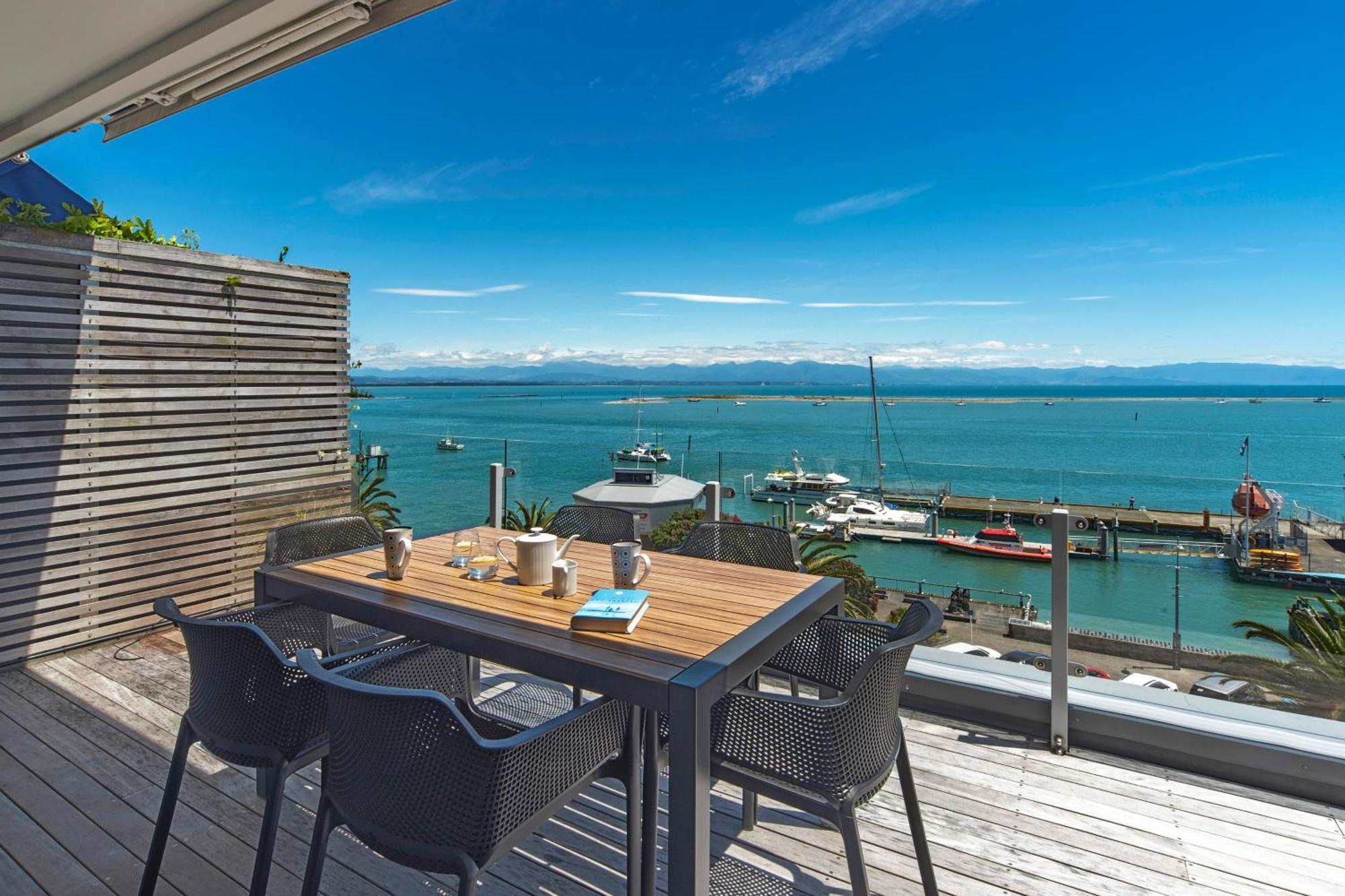 Penthouse 37 - Nelson Waterfront Apartment ภายนอก รูปภาพ