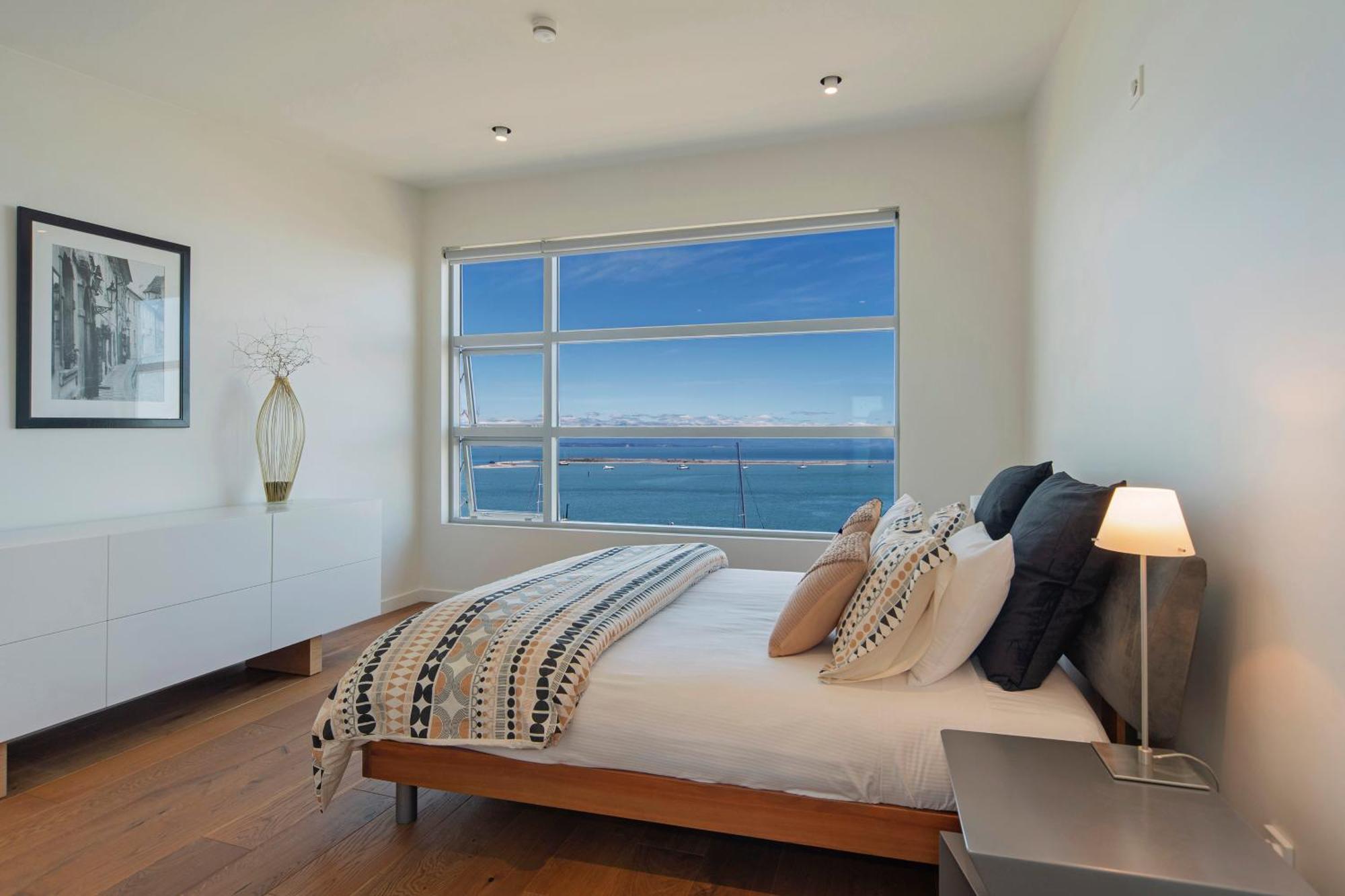 Penthouse 37 - Nelson Waterfront Apartment ภายนอก รูปภาพ